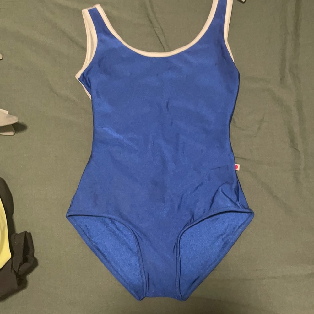 Yumiko Veronique